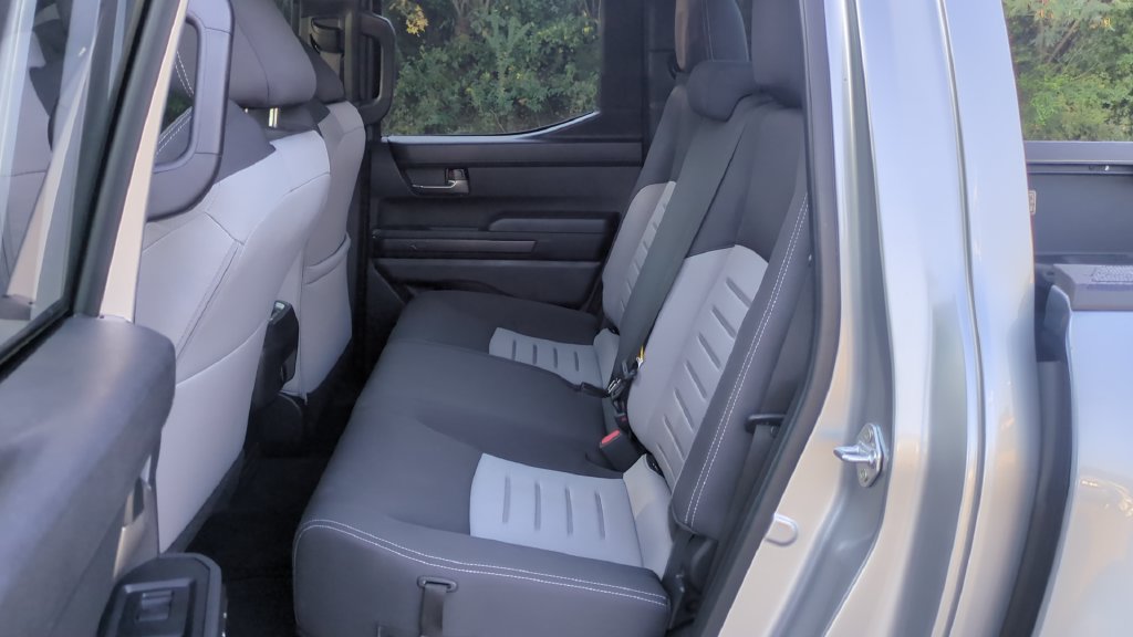 Used 2025 Toyota Tacoma TRD Off-Road AWD/4WD image 13