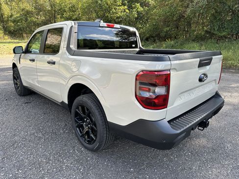 New 2025 Ford Maverick XLT w/ XLT Luxury Package image 5