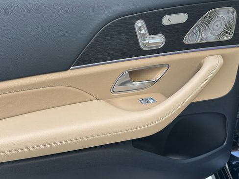 Certified 2024 Mercedes-Benz GLS 450 4MATIC image 26