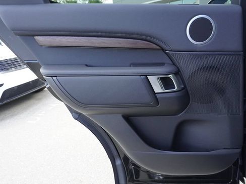 New 2026 Land Rover Discovery S AWD/4WD image 28