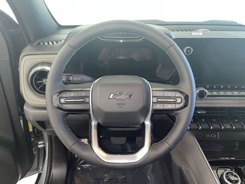New 2026 Chevrolet Colorado ZR2 AWD/4WD image 32