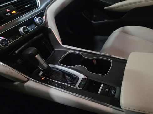 Used 2020 Honda Accord LX image 26