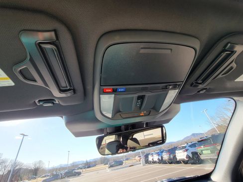 New 2025 Subaru Forester Limited image 24