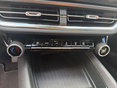 New 2026 Chevrolet Equinox EV LT image 12