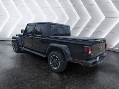 Used 2023 Jeep Gladiator Overland image 7