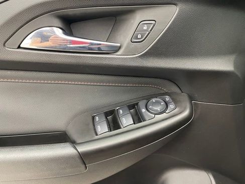 Certified 2022 Chevrolet TrailBlazer RS w/ Technology Package image 10