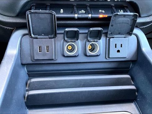 Used 2018 Chevrolet Silverado 2500 LTZ w/ LTZ Plus Package image 26