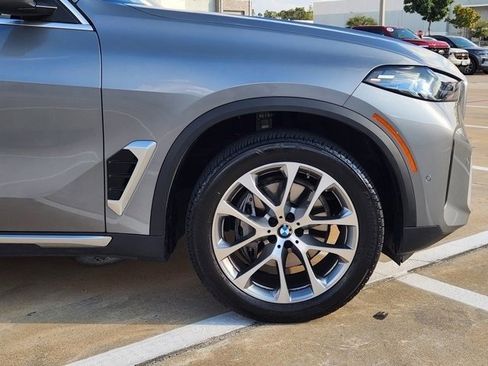 Used 2025 BMW X5 xDrive40i w/ Premium Package image 8