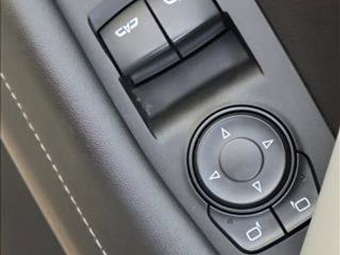 Used 2019 Chevrolet Camaro SS RWD image 11