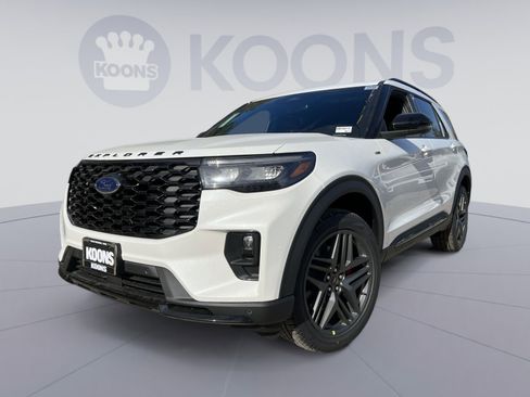 New 2026 Ford Explorer ST-Line w/ ST-Line Street Pack image 1