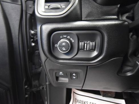 Used 2019 RAM 1500 Sport w/ Level 2 Equipment Group image 6