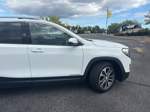 Used 2020 GMC Terrain SLT w/ Preferred Package image 12