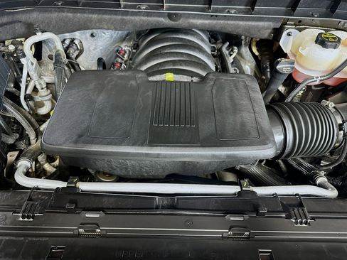 Used 2025 GMC Sierra 1500 SLT image 33