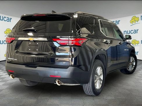 Used 2023 Chevrolet Traverse LT AWD/4WD image 6