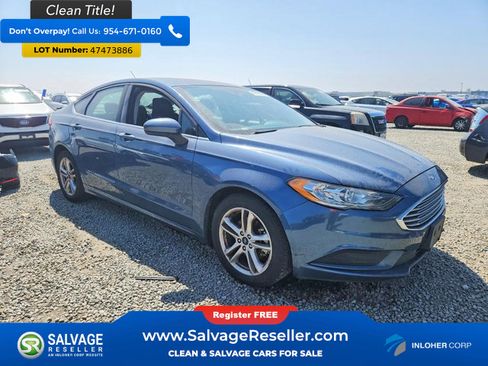 Used 2018 Ford Fusion SE w/ Fusion SE Technology Package FWD image 5
