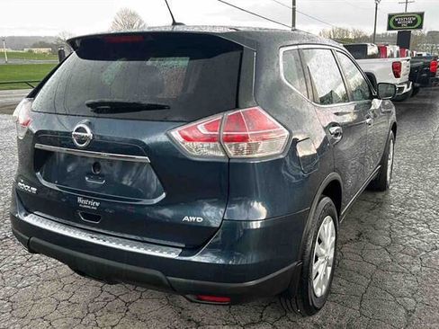 Used 2015 Nissan Rogue S image 9