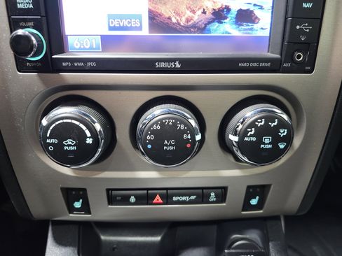 Used 2012 Dodge Challenger SRT8 w/ Premium Sound Group image 35