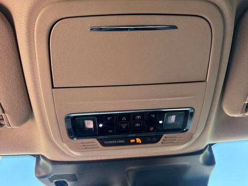Certified 2025 Lincoln Corsair AWD w/ Equipment Group 101A image 19
