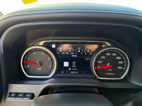 Used 2022 Chevrolet Silverado 2500 LTZ w/ LTZ Plus Package image 11