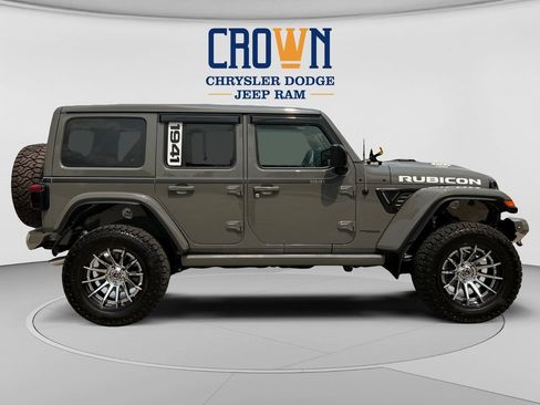Used 2021 Jeep Wrangler Unlimited Rubicon w/ Xtreme Recon 35" Tire Package AWD/4WD image 2