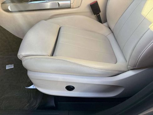 Used 2020 Mercedes-Benz GLB 250 image 18