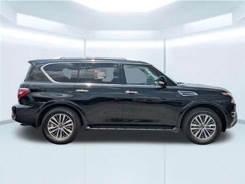 Used 2024 Nissan Armada SL RWD image 7