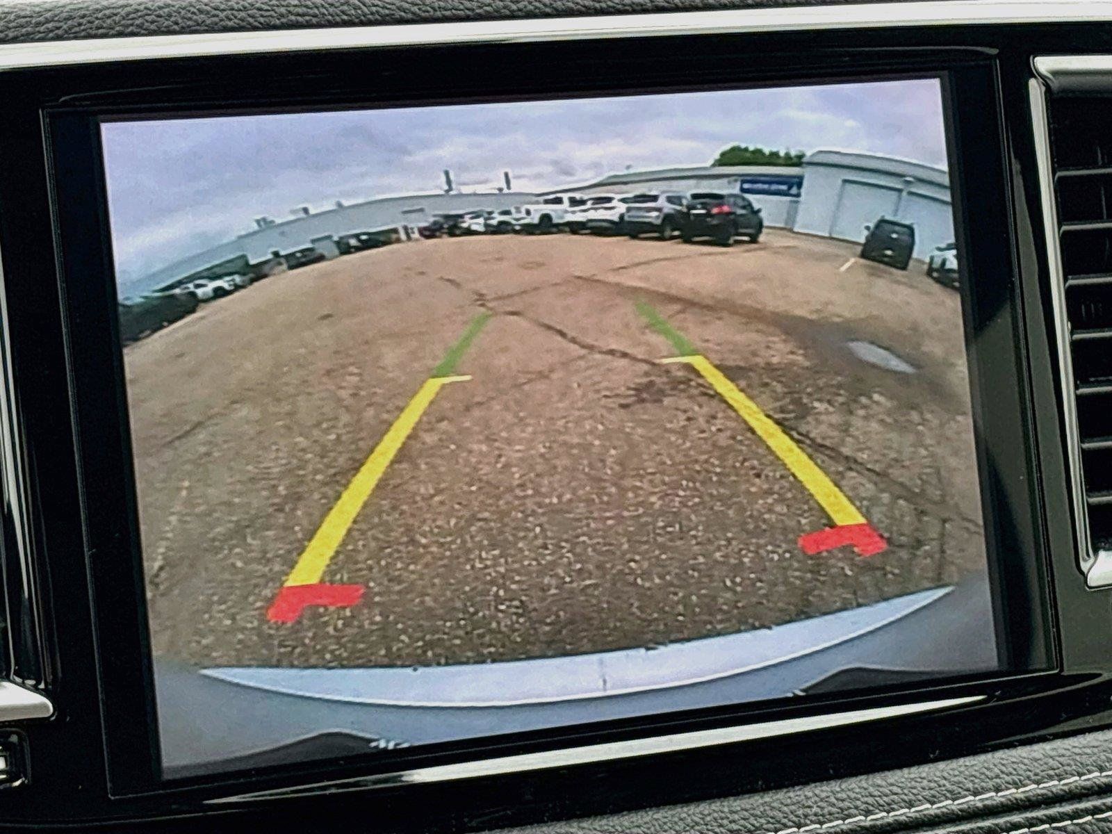 Certified 2026 Chrysler Pacifica Limited w/ S Appearance Package FWD image 6