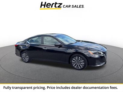 Used 2025 Nissan Altima 2.5 SV
