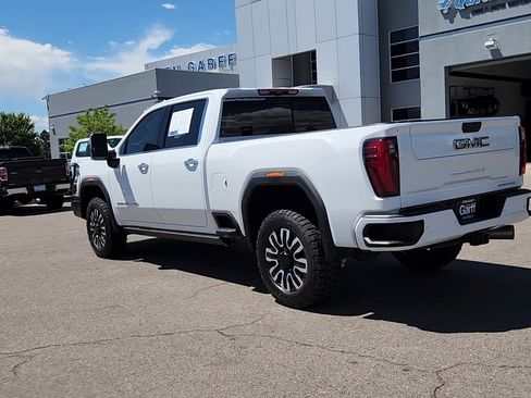 Used 2024 GMC Sierra 3500 Denali Ultimate AWD/4WD image 21