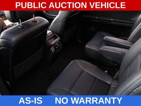 Used 2011 Mercedes-Benz R 350 4MATIC image 23