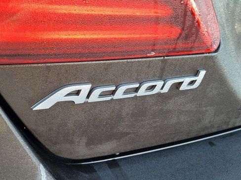 Used 2016 Honda Accord LX image 15