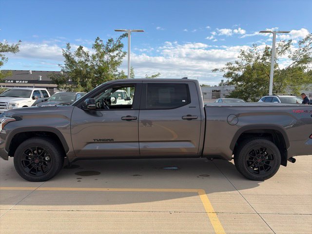 Used 2024 Toyota Tundra Limited w/ TRD Off-Road Package AWD/4WD image 4