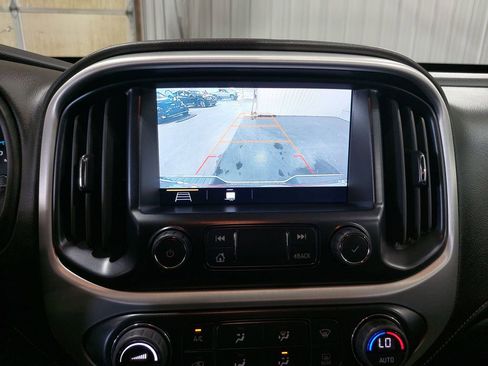 Used 2022 GMC Canyon Elevation image 23