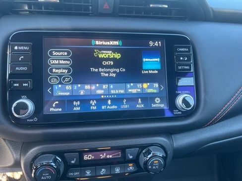 Used 2024 Nissan Kicks SR w/ SR Premium Package FWD image 11