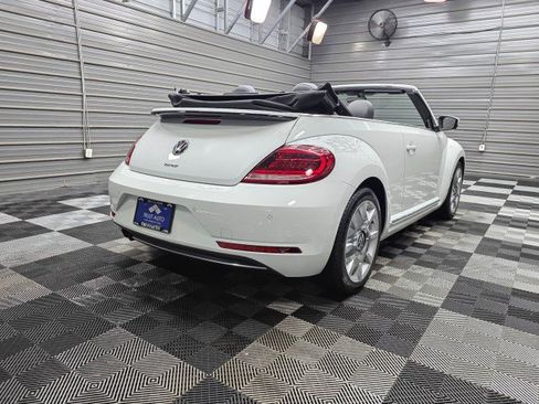 Used 2019 Volkswagen Beetle 2.0T FWD image 5