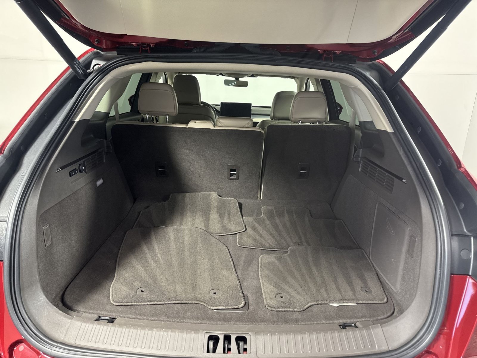Used 2021 Lincoln Nautilus AWD w/ Equipment Group 101A image 26