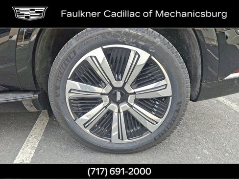 New 2025 Cadillac Escalade IQ Luxury 2 image 11