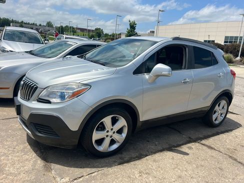 Used 2016 Buick Encore FWD image 9