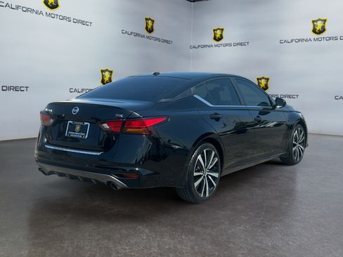 Used 2021 Nissan Altima 2.5 SR FWD image 5