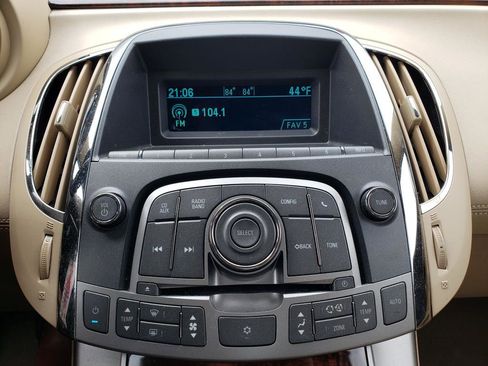 Used 2010 Buick LaCrosse CX FWD image 14