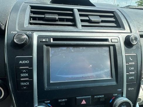 Used 2012 Toyota Camry XLE w/ Convenience Pkg FWD image 26