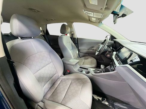 Used 2020 Kia Niro LX FWD image 26