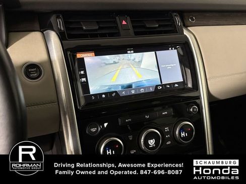 Used 2018 Land Rover Discovery HSE image 8