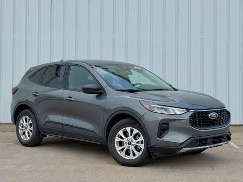 Certified 2025 Ford Escape Active AWD/4WD image 8