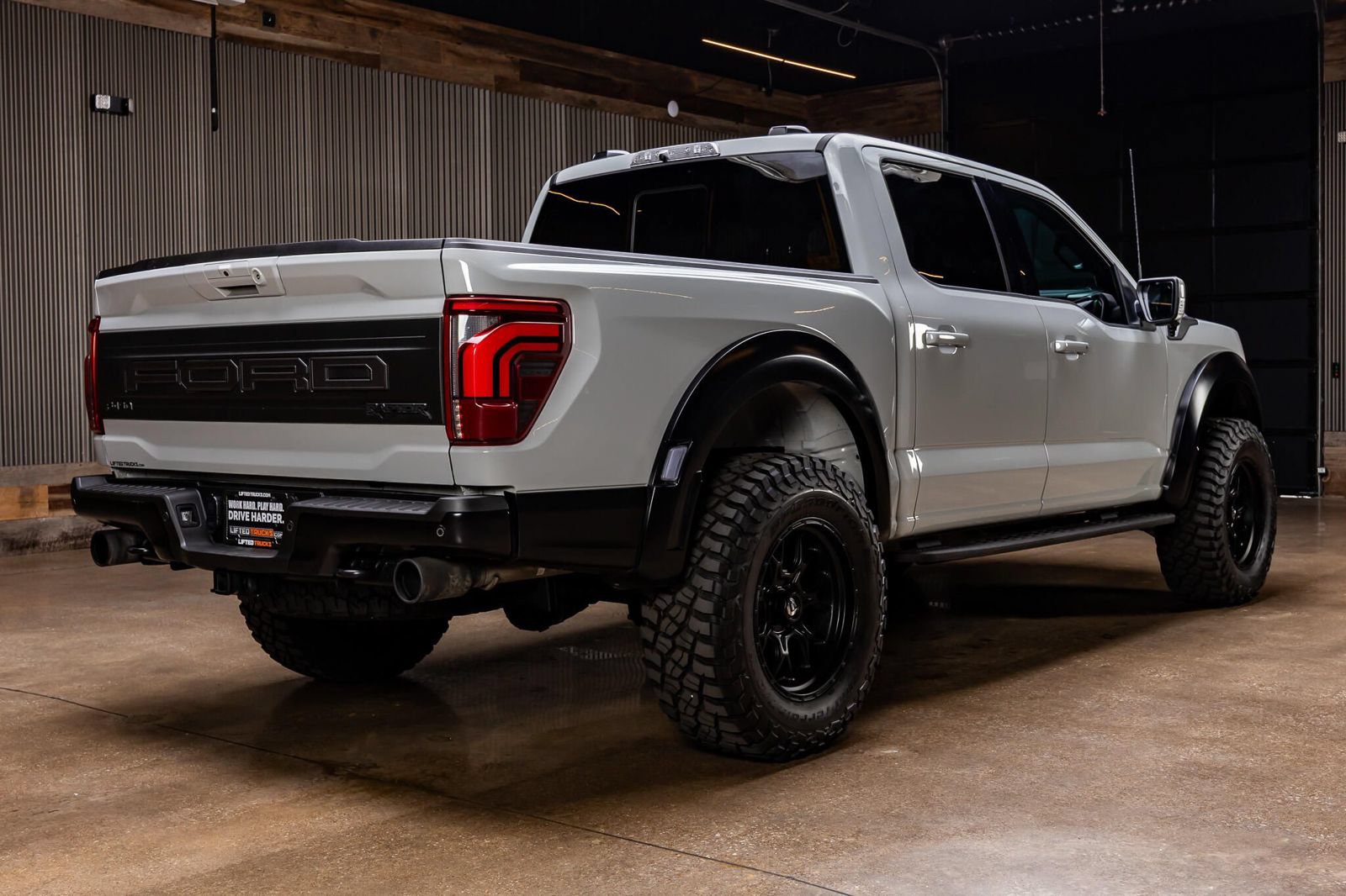 Used 2024 Ford F150 Raptor AWD/4WD image 9