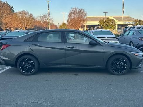 New 2026 Hyundai Elantra Sport FWD image 3