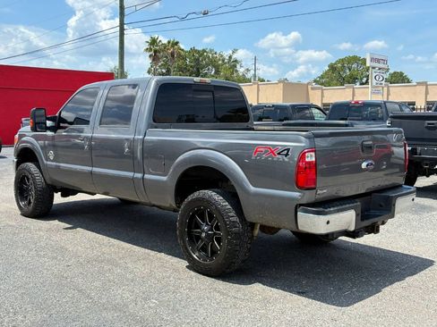 Used 2013 Ford F250 Lariat w/ Lariat Interior Pkg AWD/4WD image 3