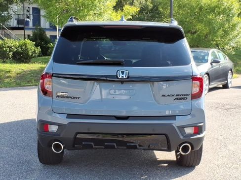 Used 2024 Honda Passport Black Edition image 8