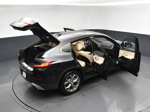 Used 2025 BMW X4 xDrive30i image 29