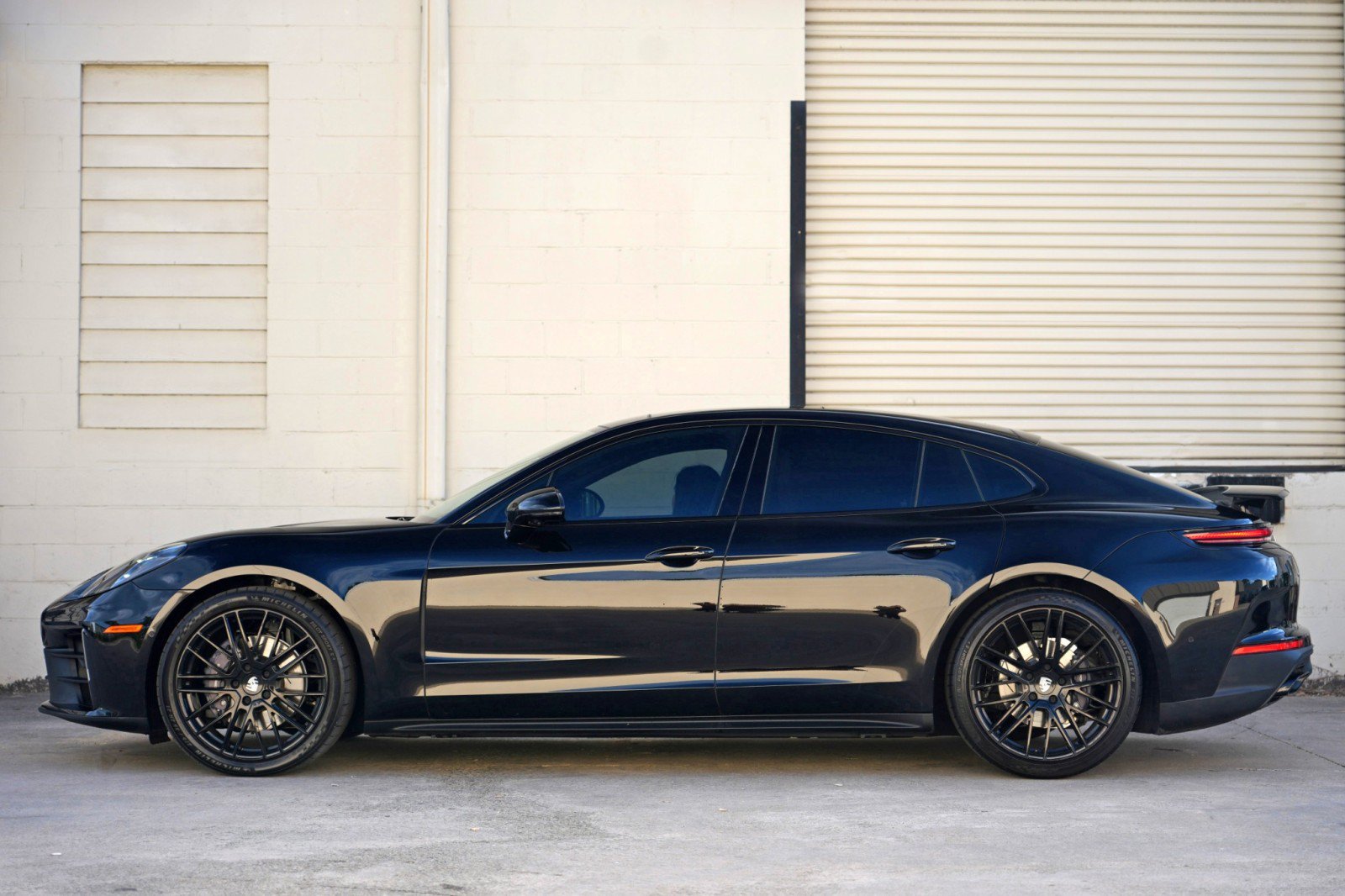 Used 2024 Porsche Panamera w/ Premium Package RWD image 8